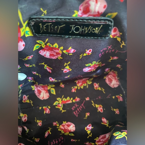 Betsey Johnson Shiny Patent Leather Mini Bag with Detachable Crossbody Strap - Picture 5 of 10